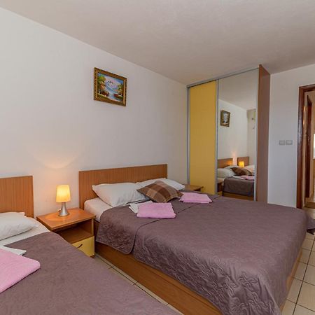 Apartment Knezevic Petrovac ภายนอก รูปภาพ