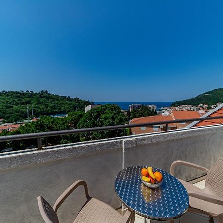 Apartment Knezevic Petrovac ภายนอก รูปภาพ