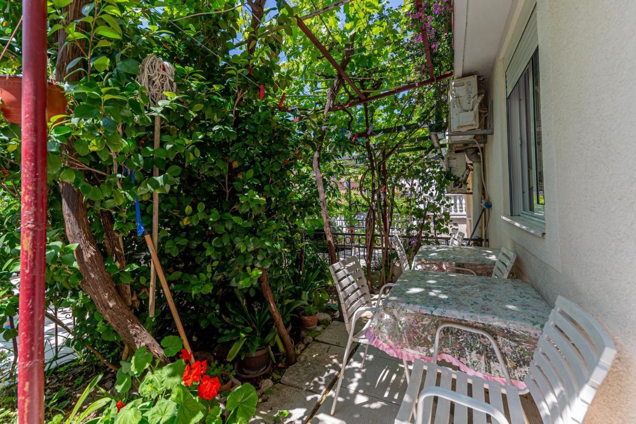 Apartment Knezevic Petrovac ภายนอก รูปภาพ