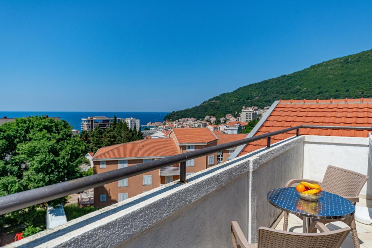 Apartment Knezevic Petrovac ภายนอก รูปภาพ