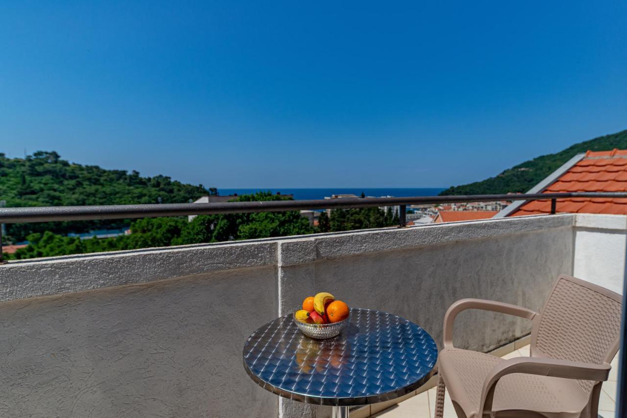 Apartment Knezevic Petrovac ภายนอก รูปภาพ
