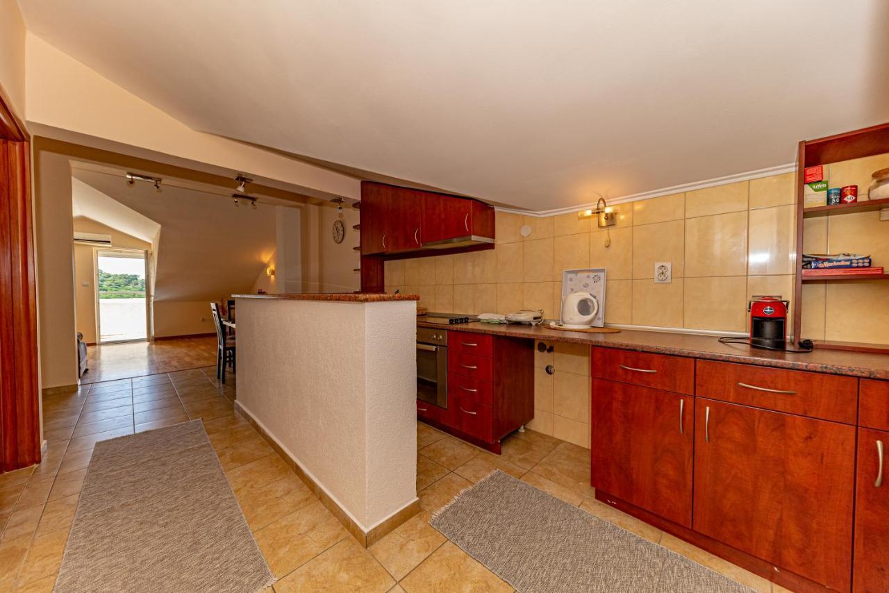 Apartment Knezevic Petrovac ภายนอก รูปภาพ