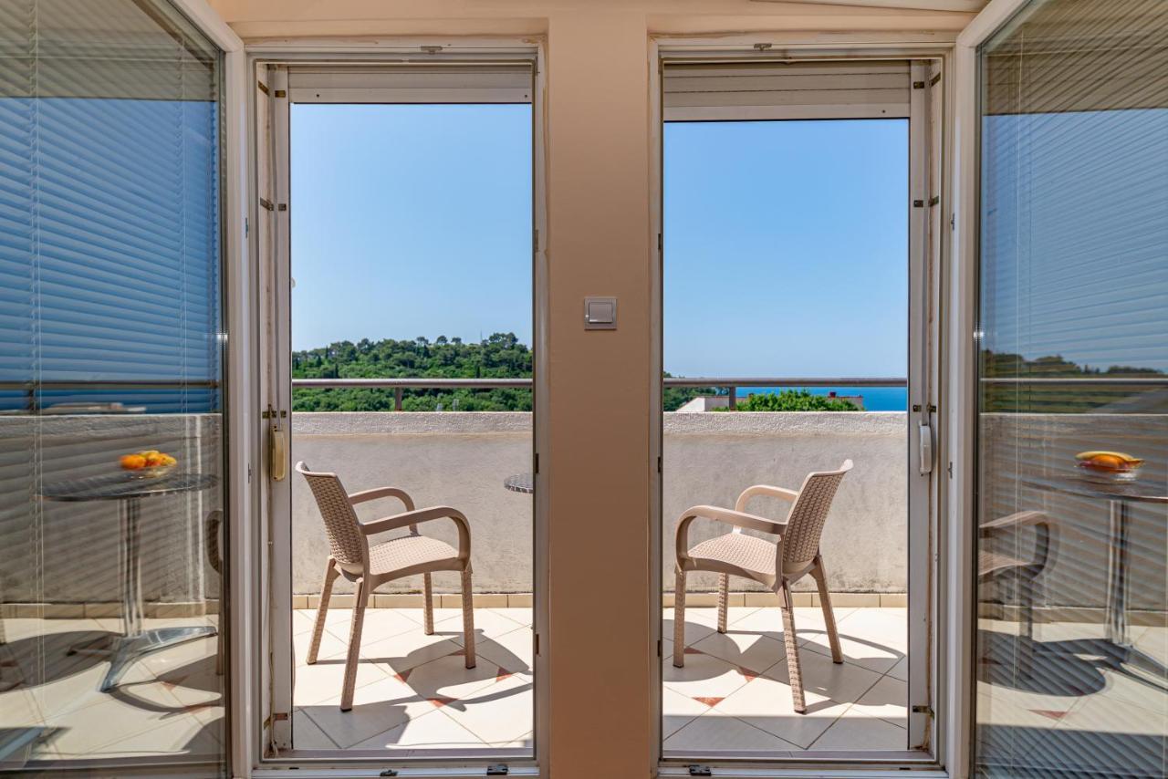 Apartment Knezevic Petrovac ภายนอก รูปภาพ